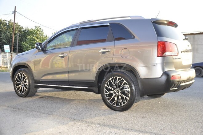 Kia Sorento 2010, 260,000 km - 2.0 l - Bakı