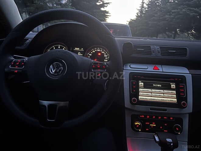 Volkswagen Passat 2010, 268,000 km - 1.8 л - Şəmkir