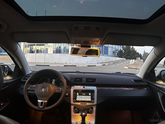 Volkswagen Passat 2010, 268,000 km - 1.8 л - Şəmkir