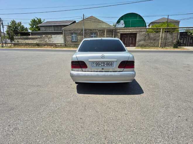Mercedes E 270 2000, 352,697 km - 2.7 l - Bakı