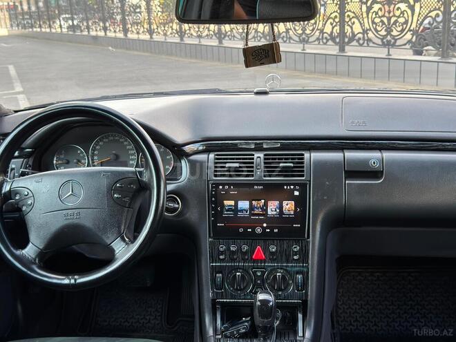 Mercedes E 320 2001, 420,000 km - 3.2 l - Bakı