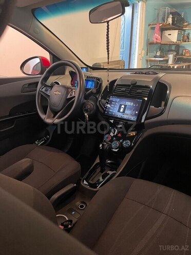 Chevrolet Aveo-10