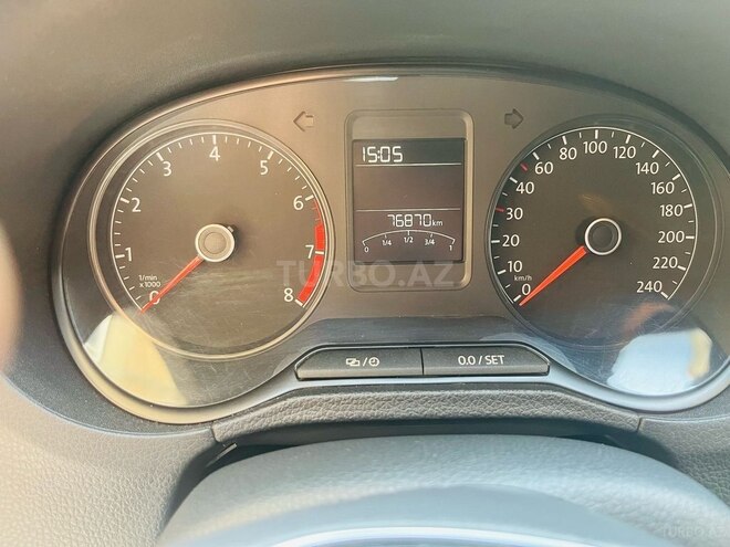 Volkswagen Polo 2019, 76,000 km - 1.6 l - Bakı