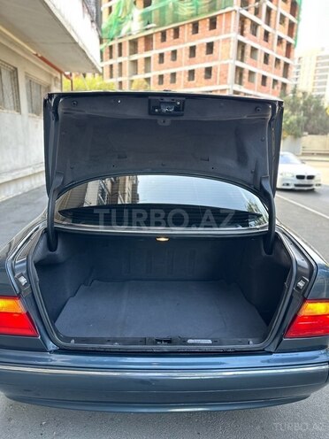 Mercedes E 220 d 2000, 397,000 km - 2.2 l - Bakı