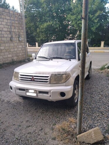 Mitsubishi Pajero io 1999, 260,000 km - 1.8 l - Gəncə