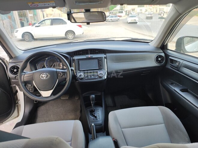Toyota Corolla Axio 2017, 60,000 km - 1.5 l - Bakı