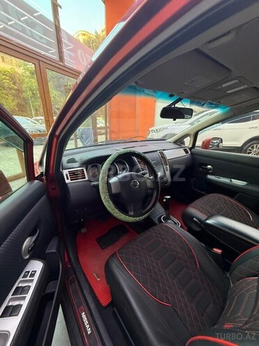 Nissan Tiida-6