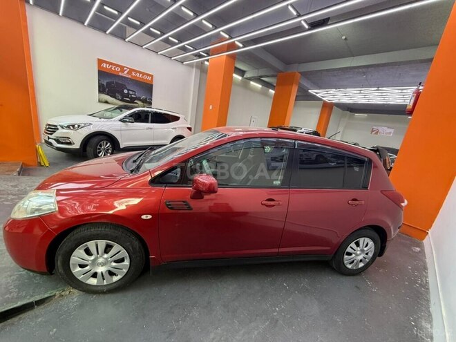 Nissan Tiida-8