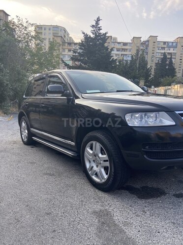 Volkswagen Touareg 2005, 289,000 km - 4.2 л - Bakı
