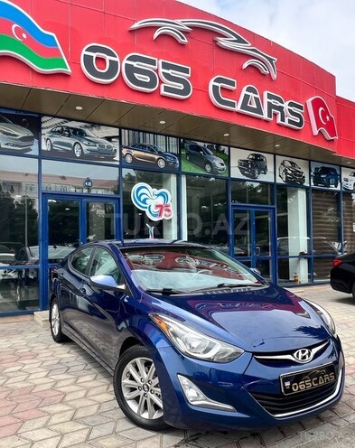 Hyundai Elantra-3
