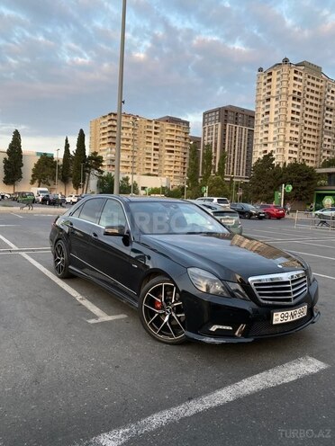 Mercedes E 350 2009, 217,800 km - 3.5 l - Bakı