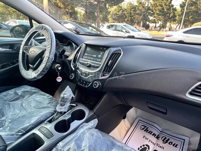 Chevrolet Cruze-5