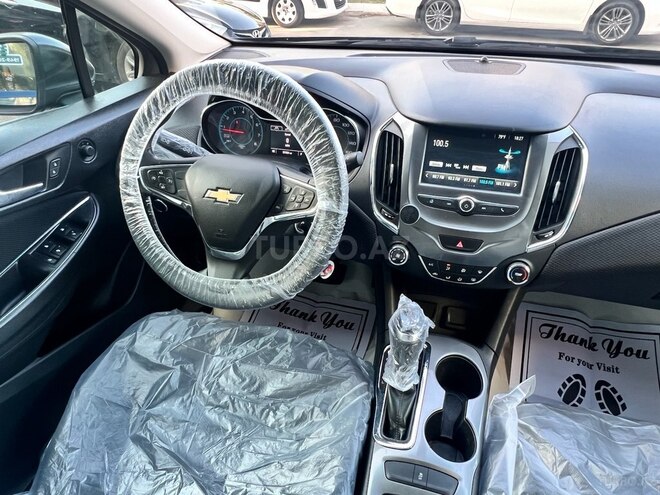 Chevrolet Cruze-8
