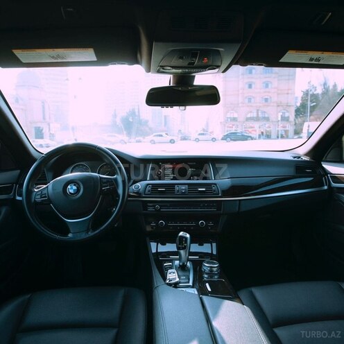 BMW 528-8