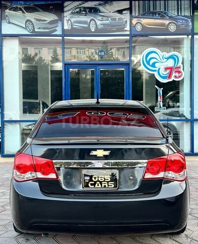Chevrolet Cruze-11