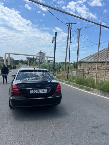 Mercedes E 220 d 2004, 343,621 km - 2.2 l - Bakı