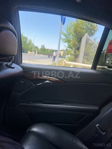 Mercedes E 220 d 2004, 343,621 km - 2.2 l - Bakı