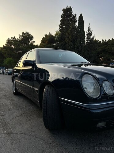Mercedes E 240 1997, 287,000 km - 2.4 l - Sumqayıt