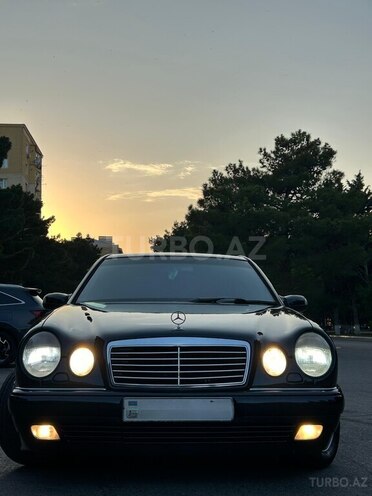 Mercedes E 240 1997, 287,000 km - 2.4 l - Sumqayıt