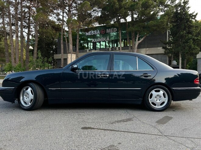 Mercedes E 240 1997, 287,000 km - 2.4 l - Sumqayıt