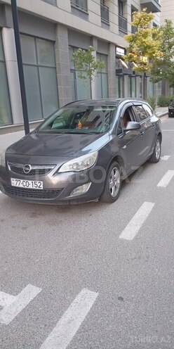 Opel Astra 2011, 278,000 km - 1.4 l - Bakı