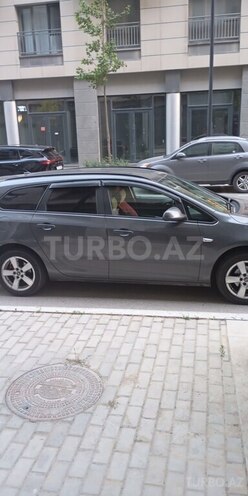 Opel Astra 2011, 278,000 km - 1.4 l - Bakı
