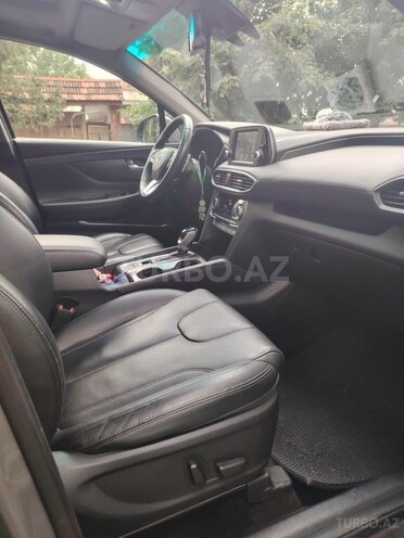 Hyundai Santa Fe 2019, 204,330 km - 2.4 l - Qax