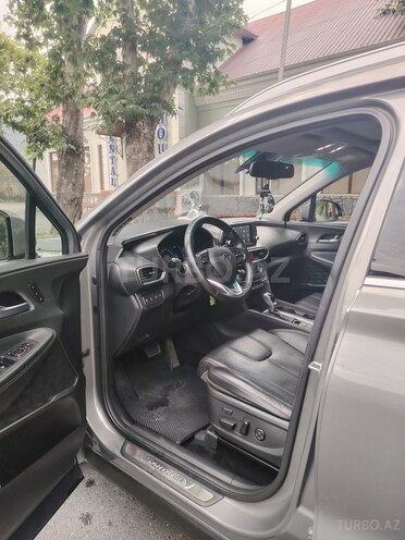 Hyundai Santa Fe 2019, 204,330 km - 2.4 l - Qax