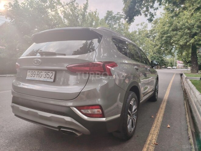 Hyundai Santa Fe 2019, 204,330 km - 2.4 l - Qax