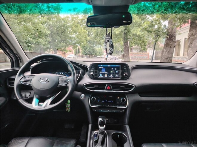 Hyundai Santa Fe 2019, 204,330 km - 2.4 l - Qax