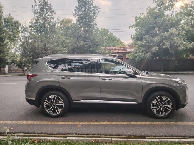 Hyundai Santa Fe 2019, 204,330 km - 2.4 l - Qax