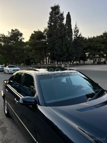 Mercedes E 240 1997, 287,000 km - 2.4 l - Sumqayıt
