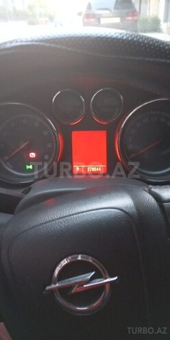 Opel Astra 2011, 278,000 km - 1.4 l - Bakı
