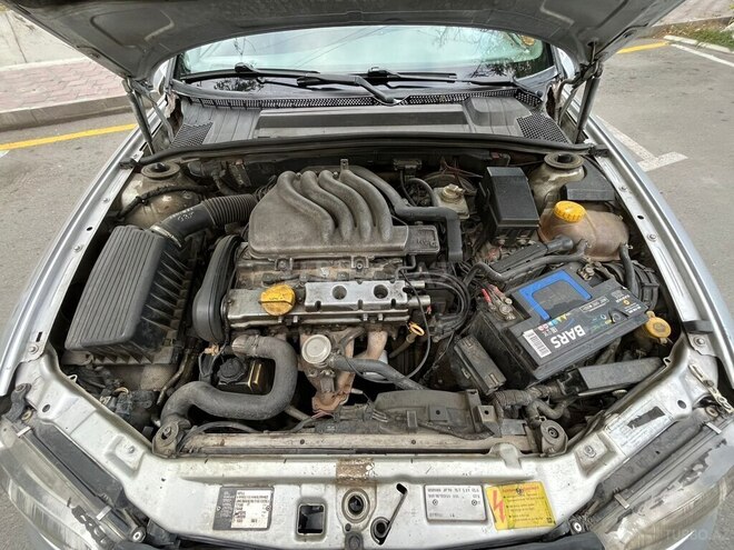 Opel Vectra 1996, 223,000 km - 1.6 l - Göyçay
