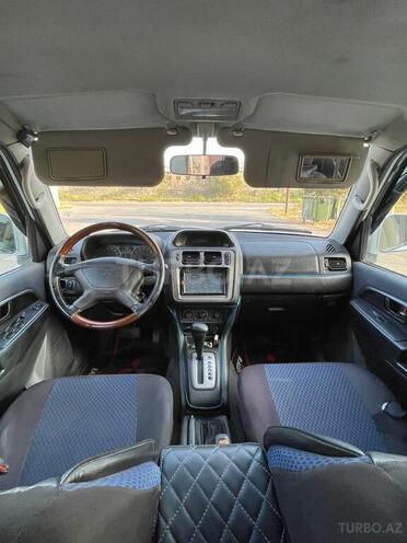 Mitsubishi Pajero io 2001, 235,265 km - 2.0 l - Bakı