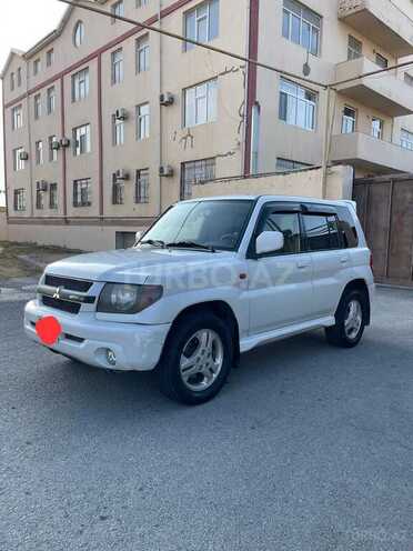 Mitsubishi Pajero io 2001, 235,265 km - 2.0 l - Bakı