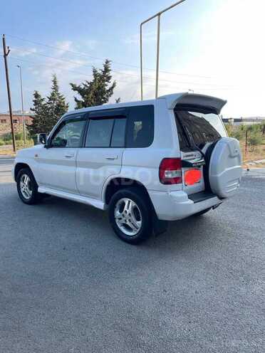 Mitsubishi Pajero io 2001, 235,265 km - 2.0 l - Bakı