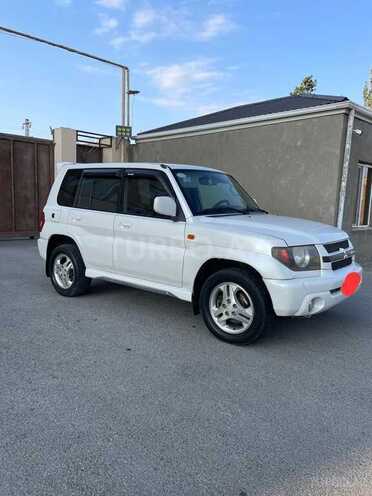 Mitsubishi Pajero io 2001, 235,265 km - 2.0 l - Bakı