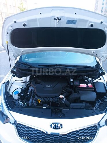 Kia K3 2015, 167,800 km - 1.6 l - Salyan