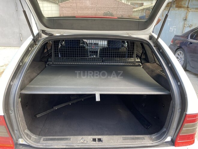 Mercedes C 200 1999, 241,041 km - 2.0 л - Sumqayıt