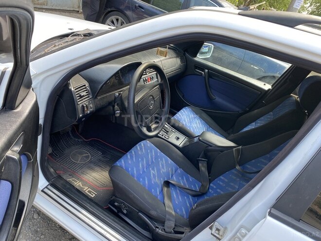Mercedes C 200 1999, 241,041 km - 2.0 л - Sumqayıt