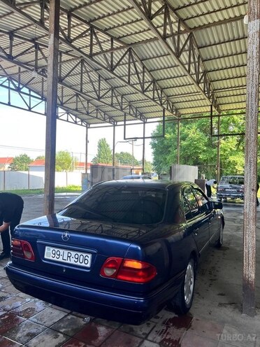 Mercedes E 220 d 1998, 430,000 km - 2.2 l - Bakı