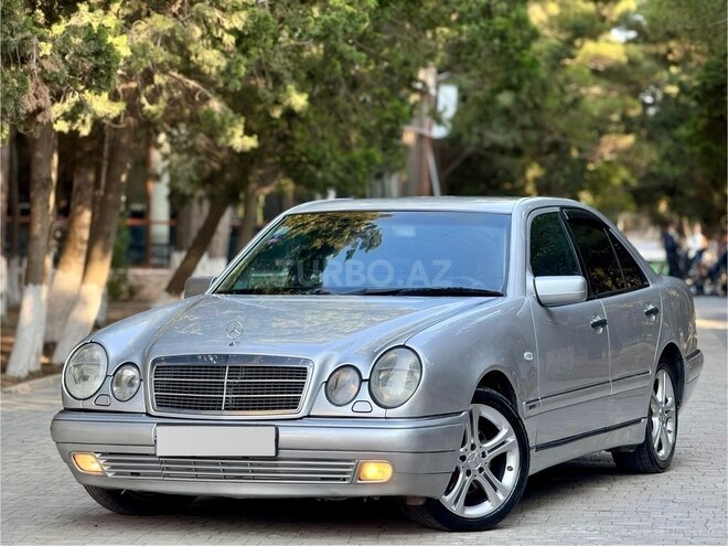 Mercedes E 220 d 1999, 378,000 km - 2.2 l - Bakı