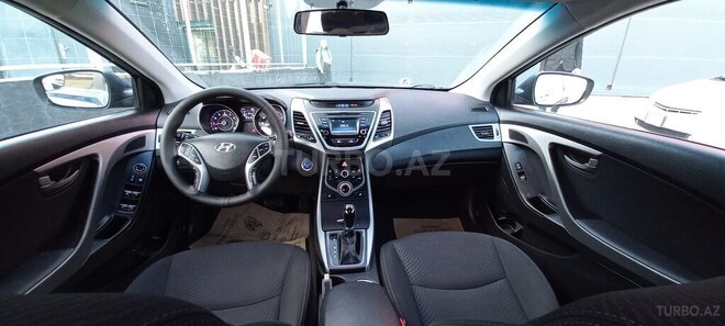 Hyundai Elantra 2015, 128,500 km - 1.8 l - Bakı