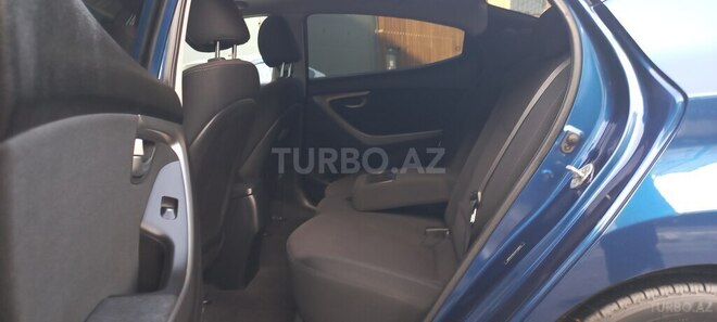 Hyundai Elantra 2015, 128,500 km - 1.8 l - Bakı