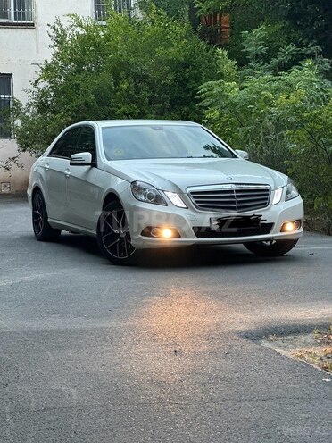 Mercedes E 220 d 2011, 236,500 km - 2.2 l - Sumqayıt