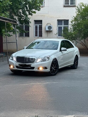 Mercedes E 220 d 2011, 236,500 km - 2.2 l - Sumqayıt