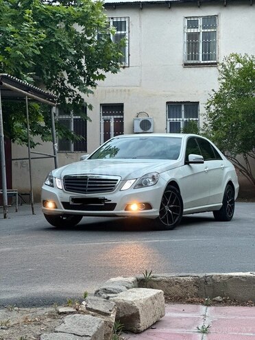 Mercedes E 220 d 2011, 236,500 km - 2.2 l - Sumqayıt