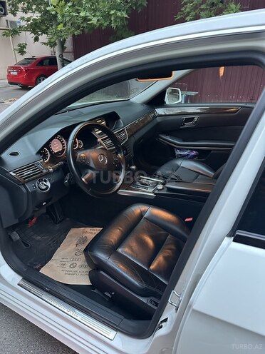 Mercedes E 220 d 2011, 236,500 km - 2.2 l - Sumqayıt