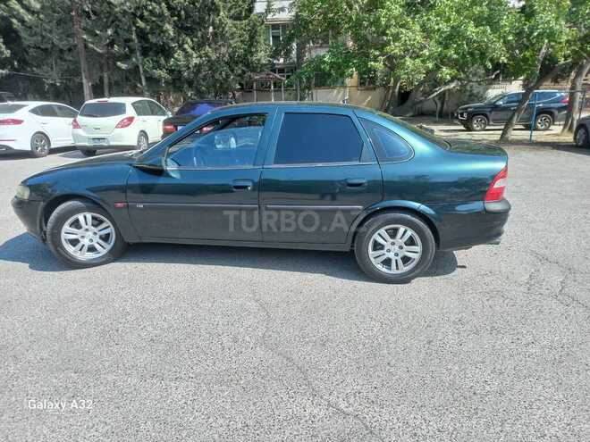 Opel Vectra 1998, 180,000 km - 1.8 l - Bakı